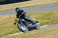 cadwell-park;cadwell-park-photographs;cadwell-trackday-photographs;enduro-digital-images;event-digital-images;eventdigitalimages;peter-wileman-photography;racing-digital-images;trackday-digital-images;trackday-photos